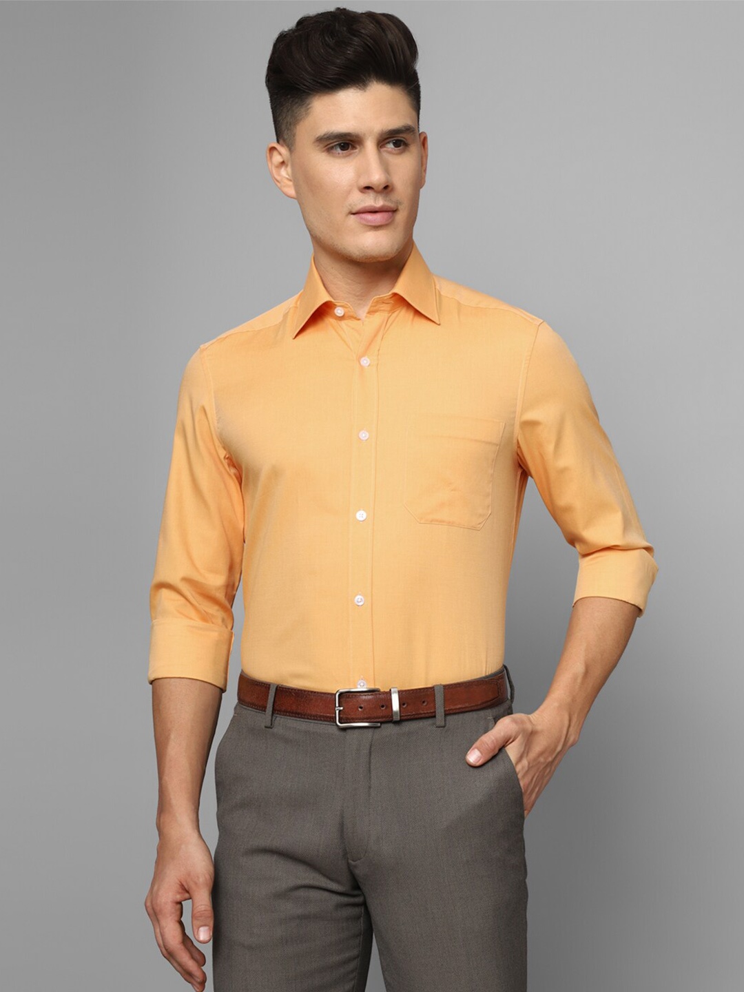 

Louis Philippe Slim Fit Pure Cotton Formal Shirt, Orange