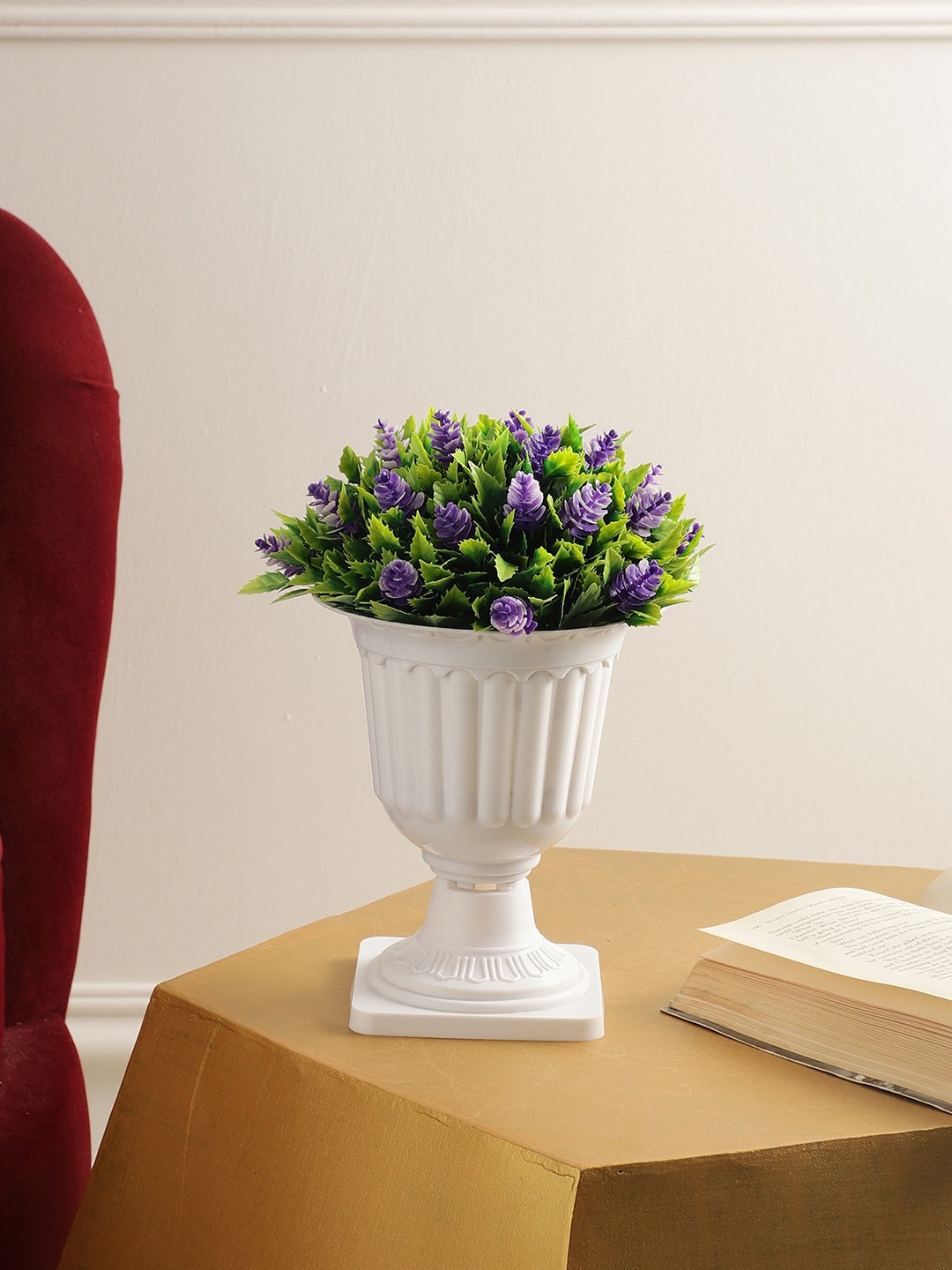 

FOLIYAJ Green & White Gerbera Artificial Flowers With Pedestal Pot