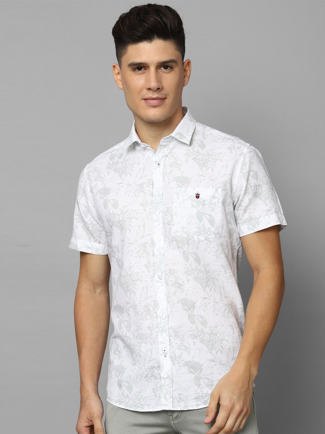 

Louis Philippe Sport Floral Printed Spread Collar Slim Fit Shirt, White