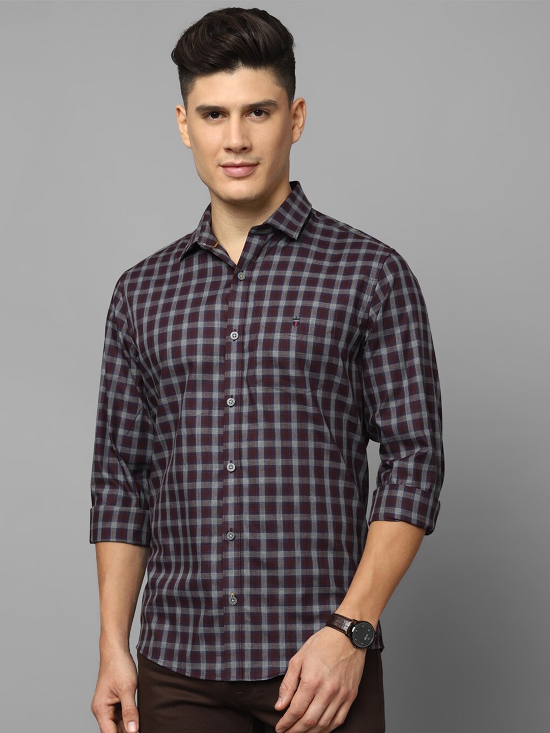 

Louis Philippe Sport Tartan Checked Spread Collar Pure Cotton Slim Fit Casual Shirt, Maroon