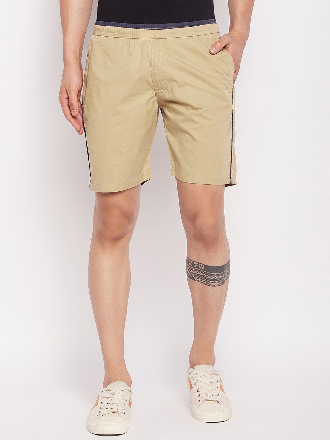 

Okane Men Mid Rise Woven Cotton Sports Shorts, Cream