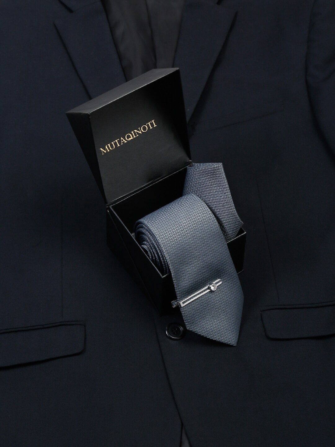 

MUTAQINOTI Men Silk Necktie Accessory Gift Set, Grey