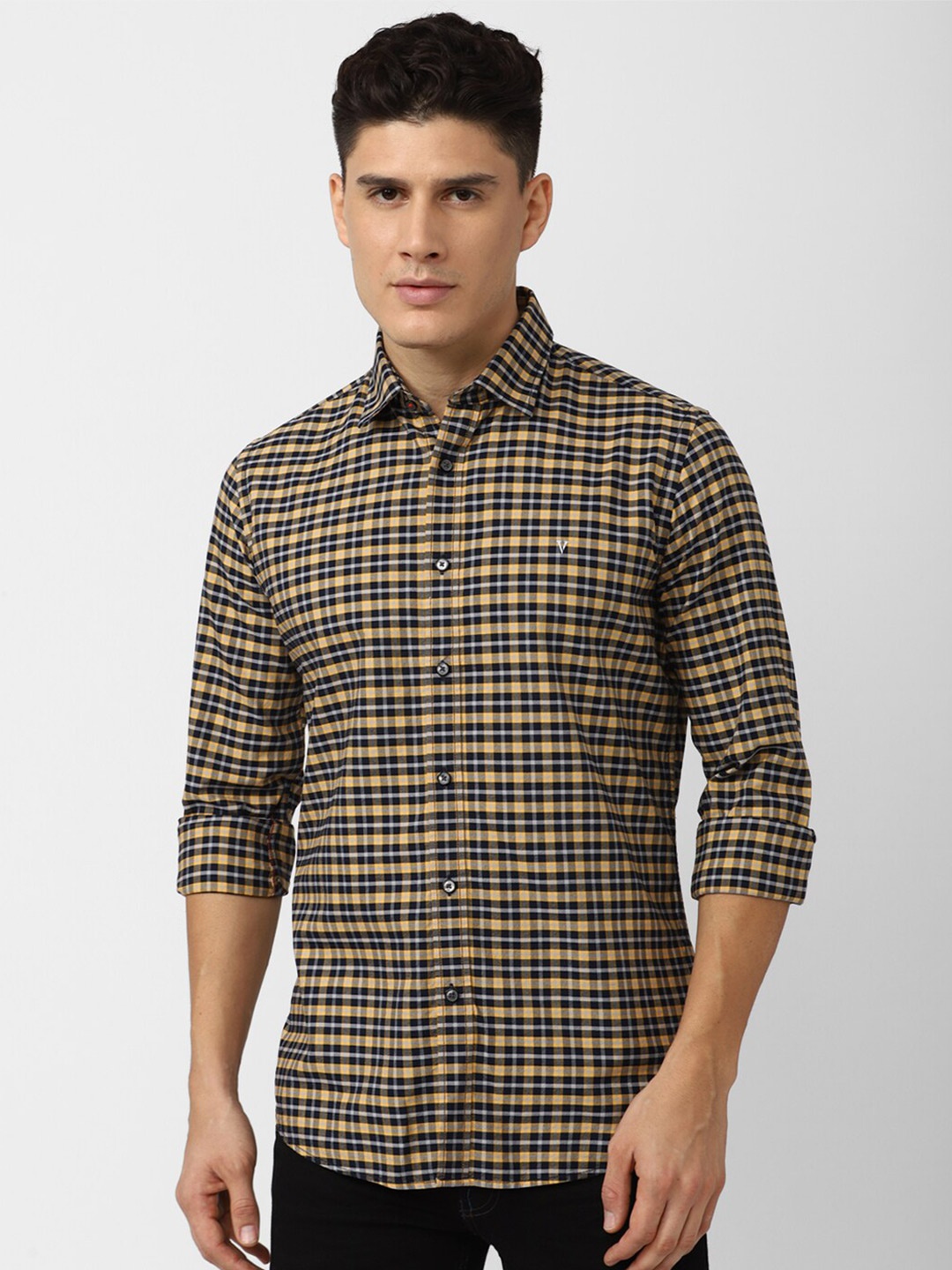 

Van Heusen Sport Checked Spread Collar Pure Cotton Slim Fit Casual Shirt, Black