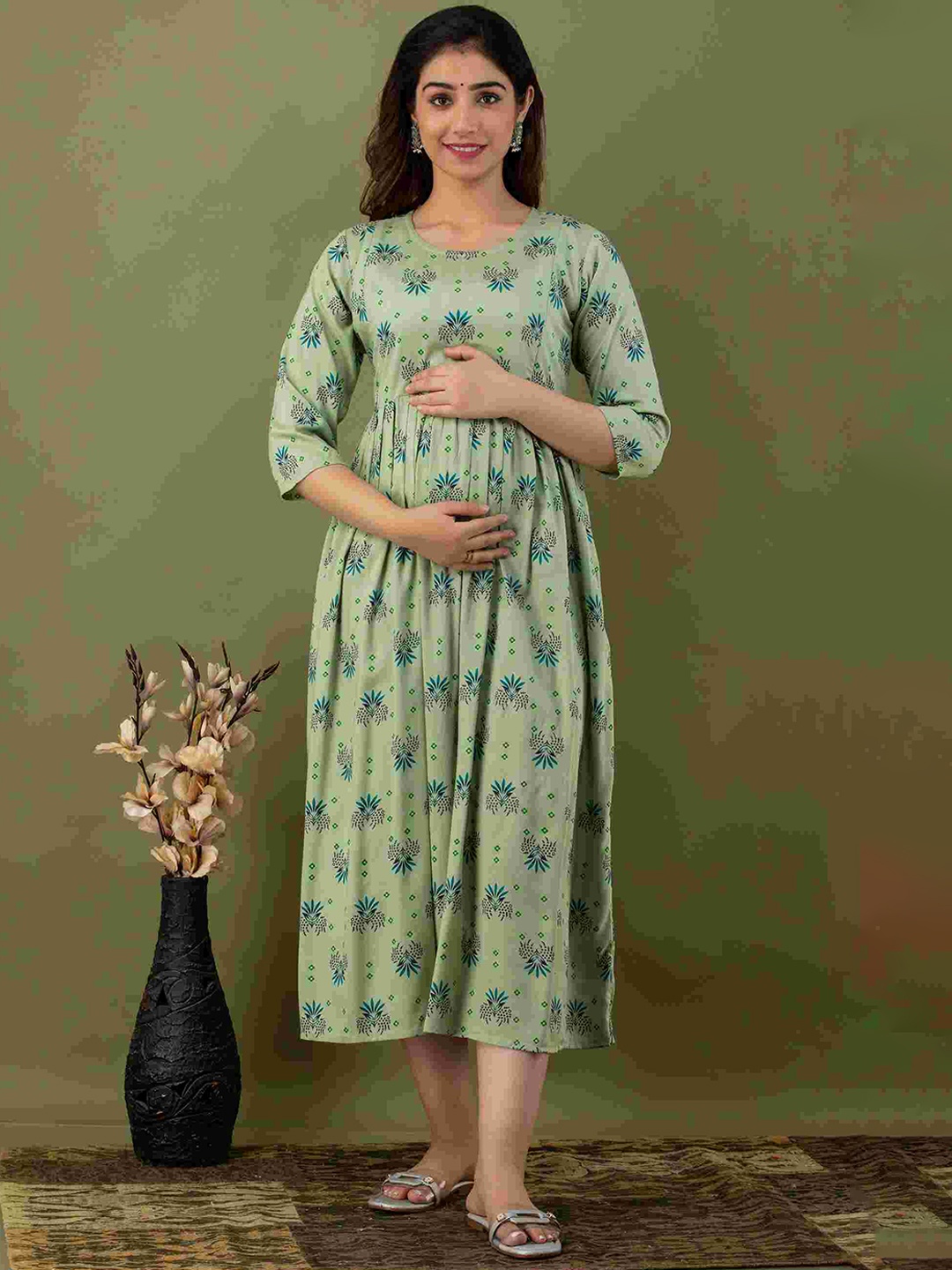 

Mialo fashion Ethnic Motifs Printed Maternity Fit & Flare Cotton Ethnic Dress, Green