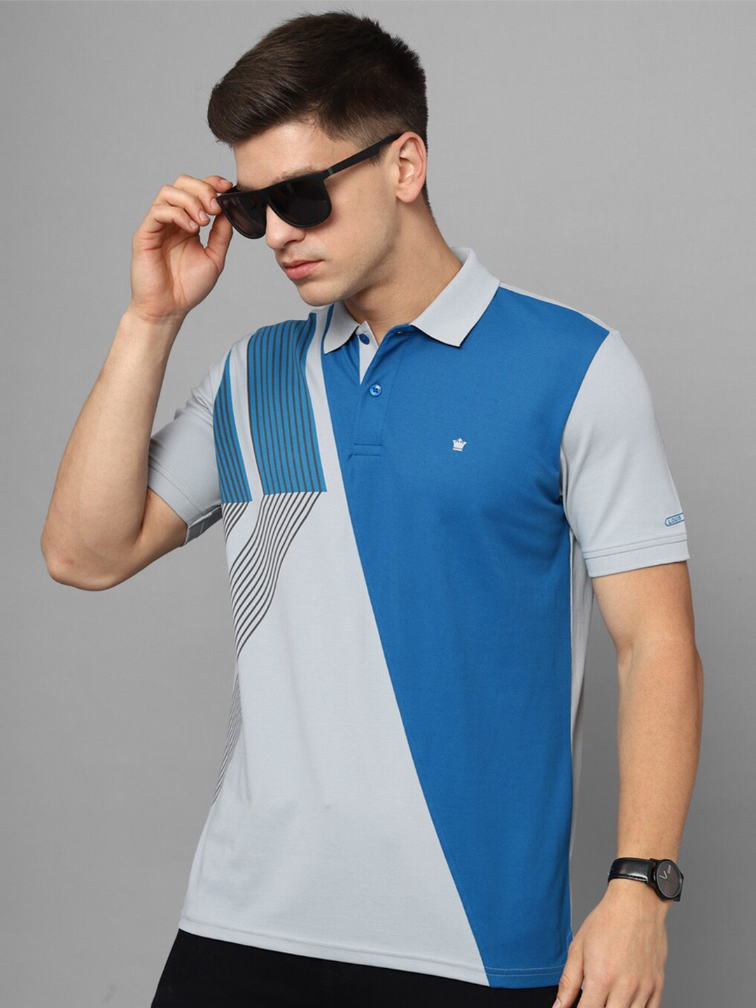 

Louis Philippe Colourblocked Polo Collar T-shirt, Blue