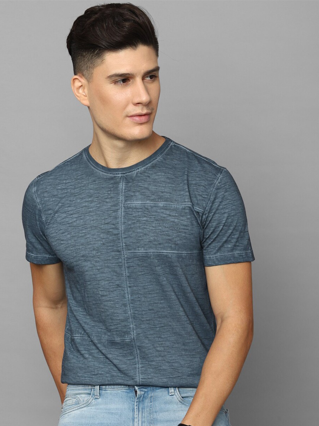 

Louis Philippe Jeans Round Neck Pure Cotton Slim Fit T-shirt, Grey