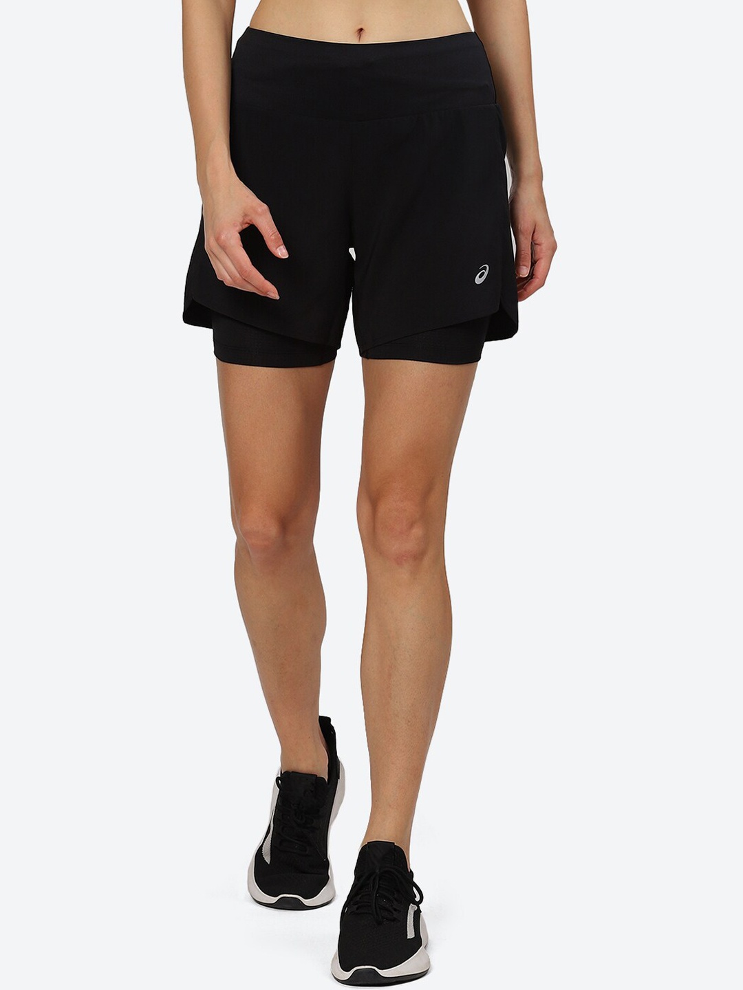 

ASICS Women ROAD 2-N-1 5.5IN Shorts, Black