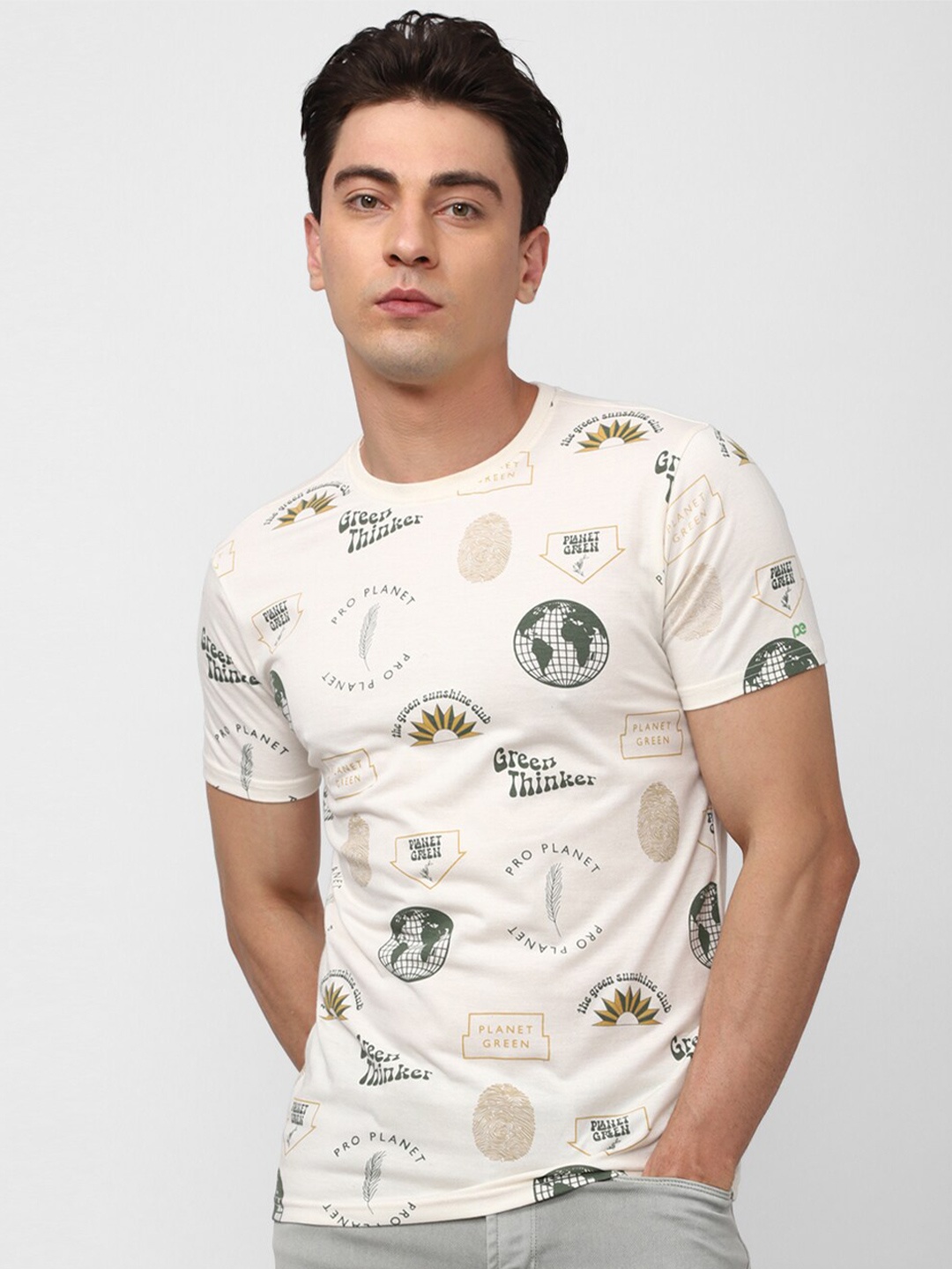 

Peter England Casuals Graphic Printed Slim Fit T-shirt, Cream