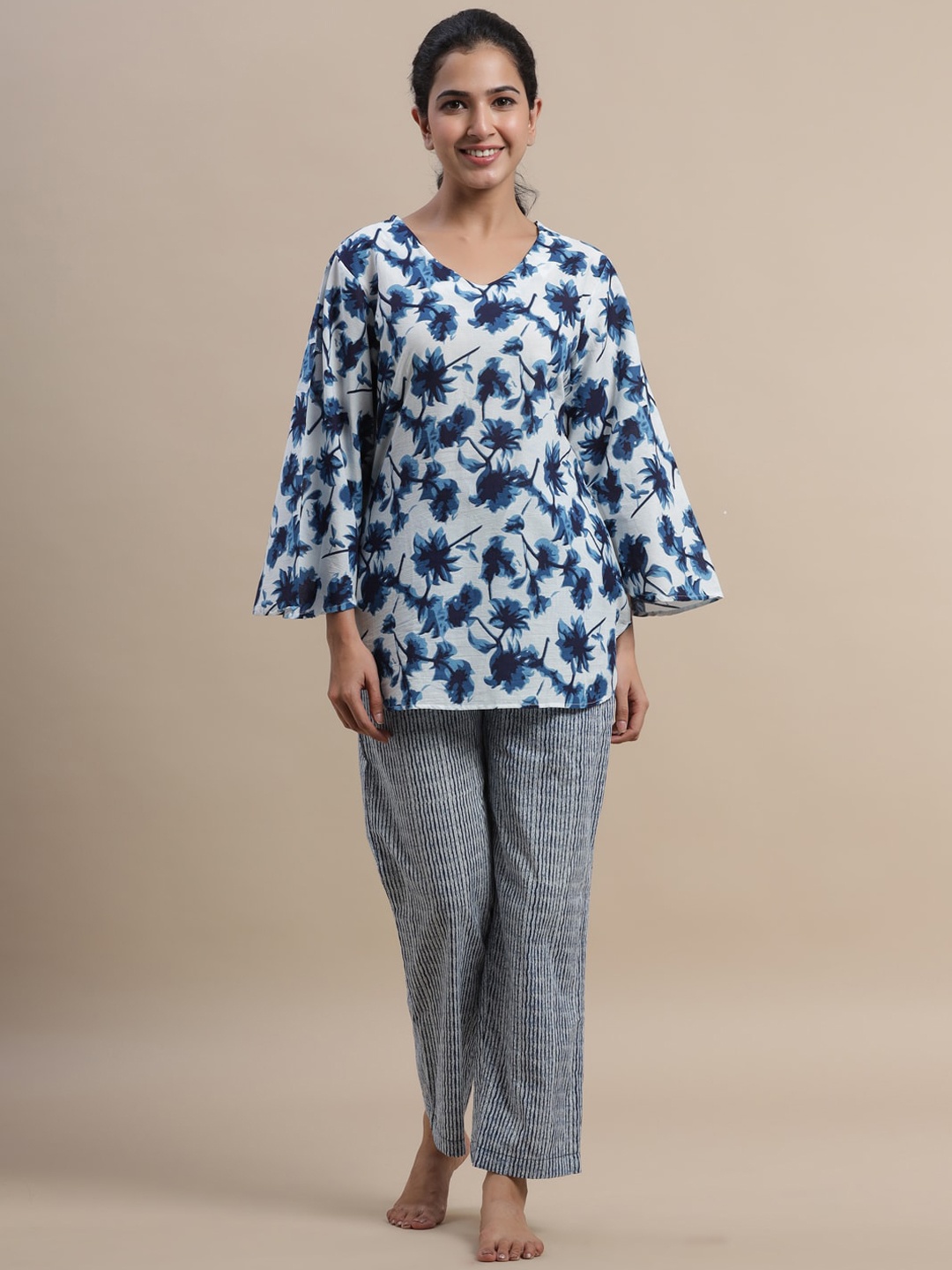 

Indian Virasat Floral Printed Pure Cotton Night Suit, Blue