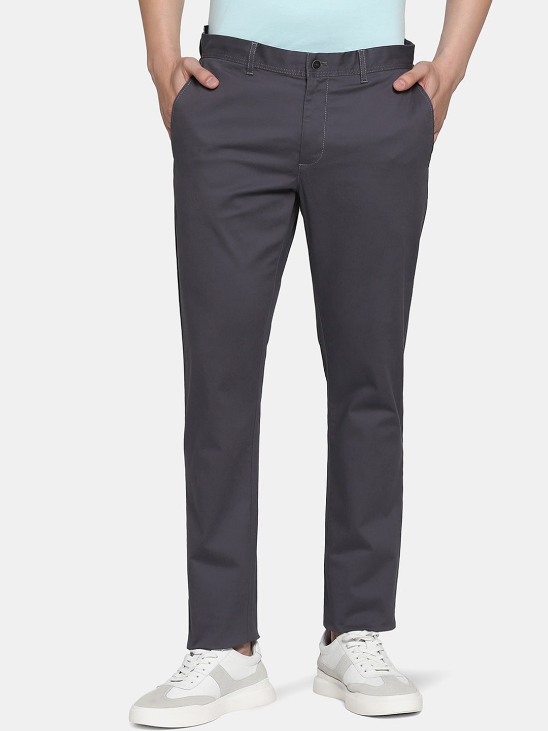 

Blackberrys Men Slim Fit Mid-Rise Casual Trousers, Black