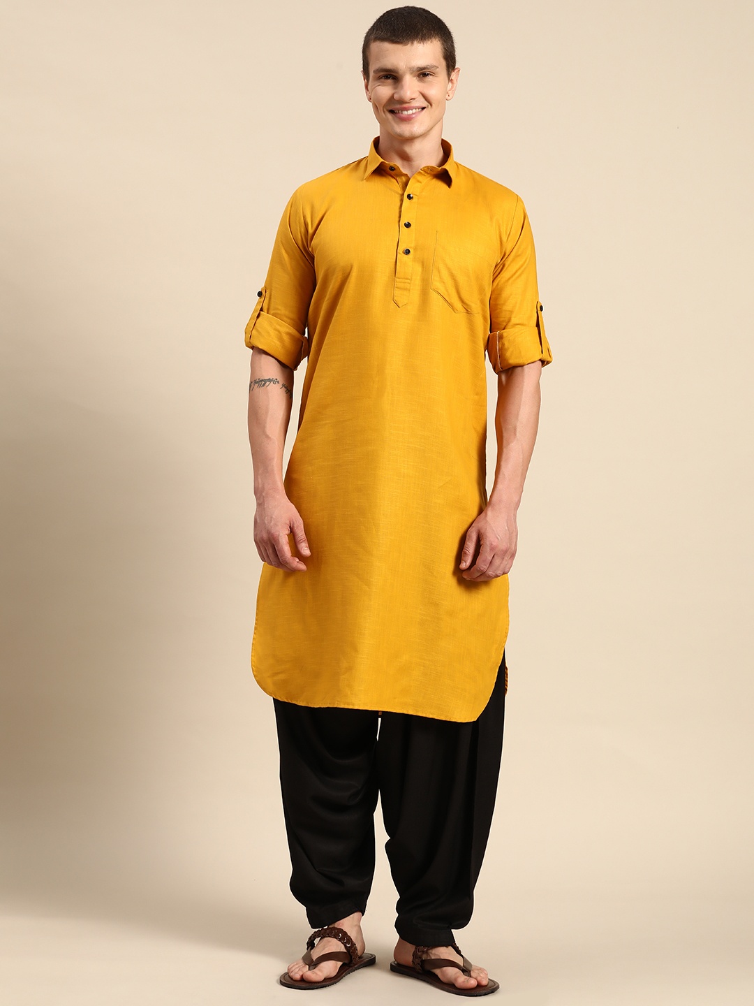 

RAJUBHAI HARGOVINDAS Solid Cotton Pathani Kurta, Mustard