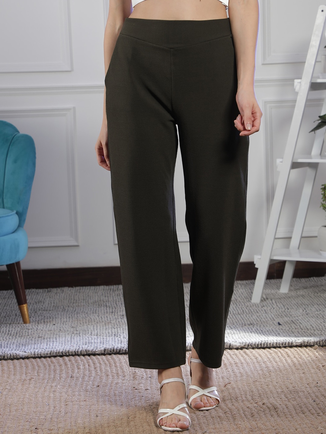 

NEUDIS Women Mid-Rise Relaxed Straight Fit Trousers, Olive