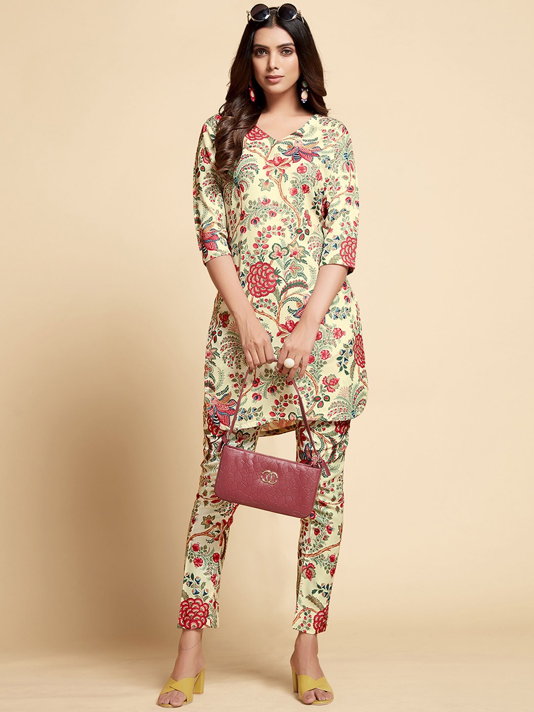 

Sangria V-Neck Floral Printed Straight Kurti With Trousers, Off white