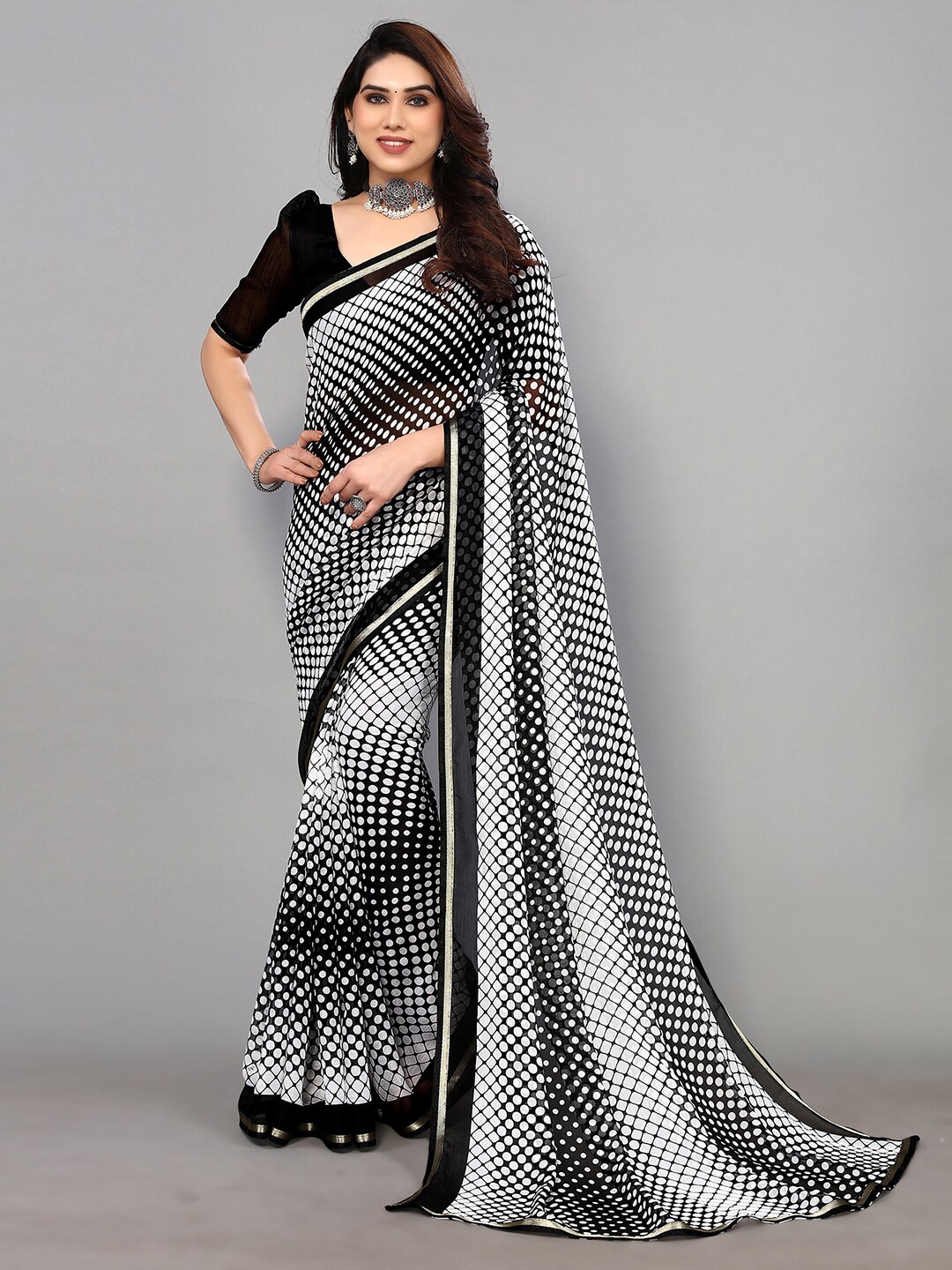 

SIRIL Geometric Printed Zari Pure Chiffon Saree, Black