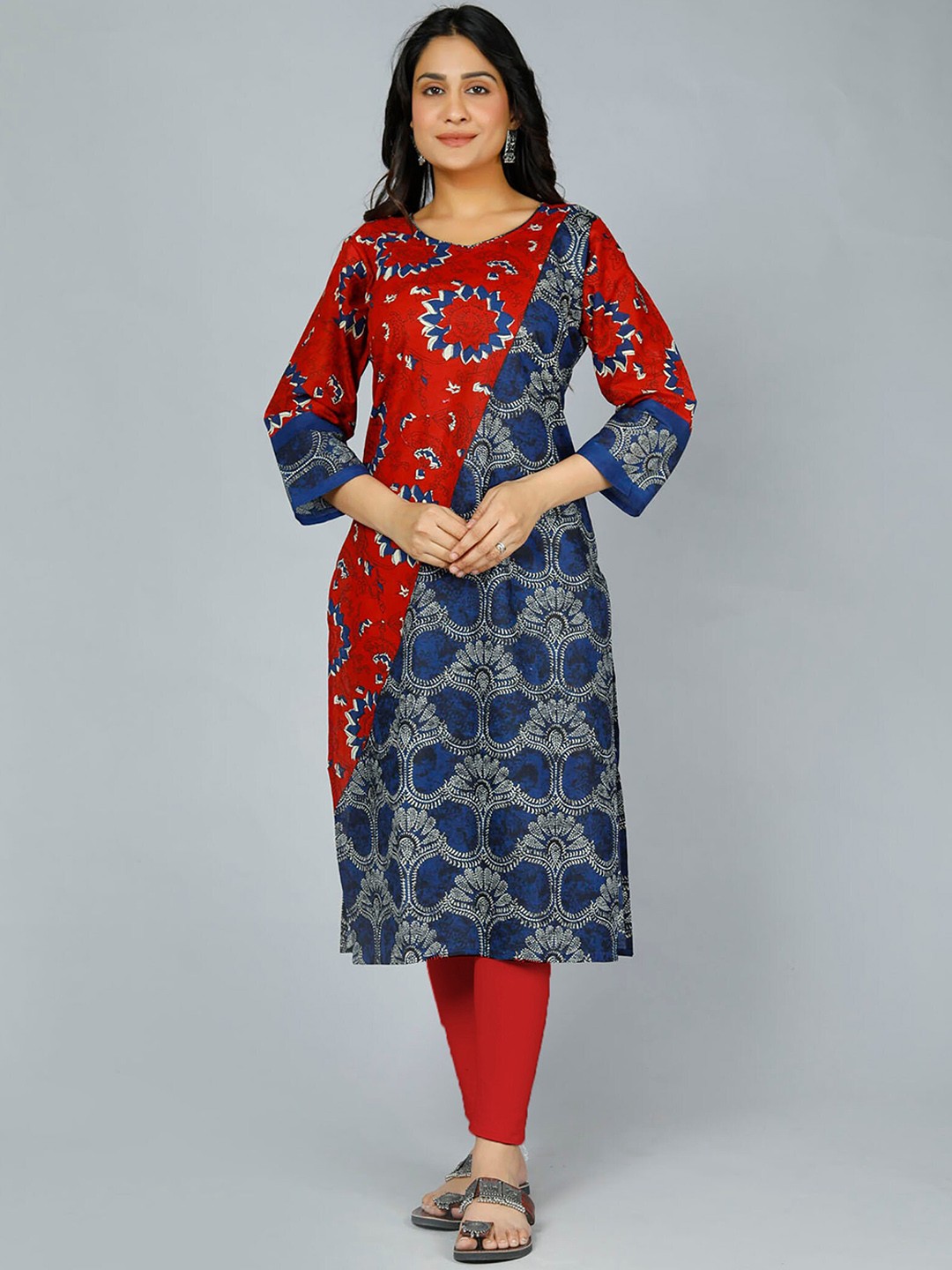 

Jevi Prints V-Neck Ethnic Motifs Printed Straight Pure Cotton Kurta, Red