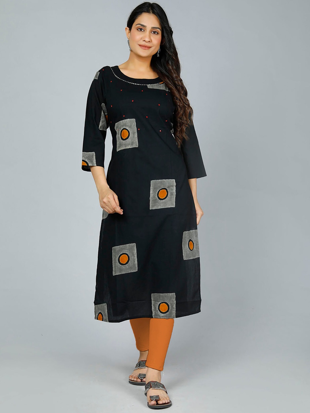 

Jevi Prints Quirky Printed Mukaish Straight Pure Cotton Kurta, Black