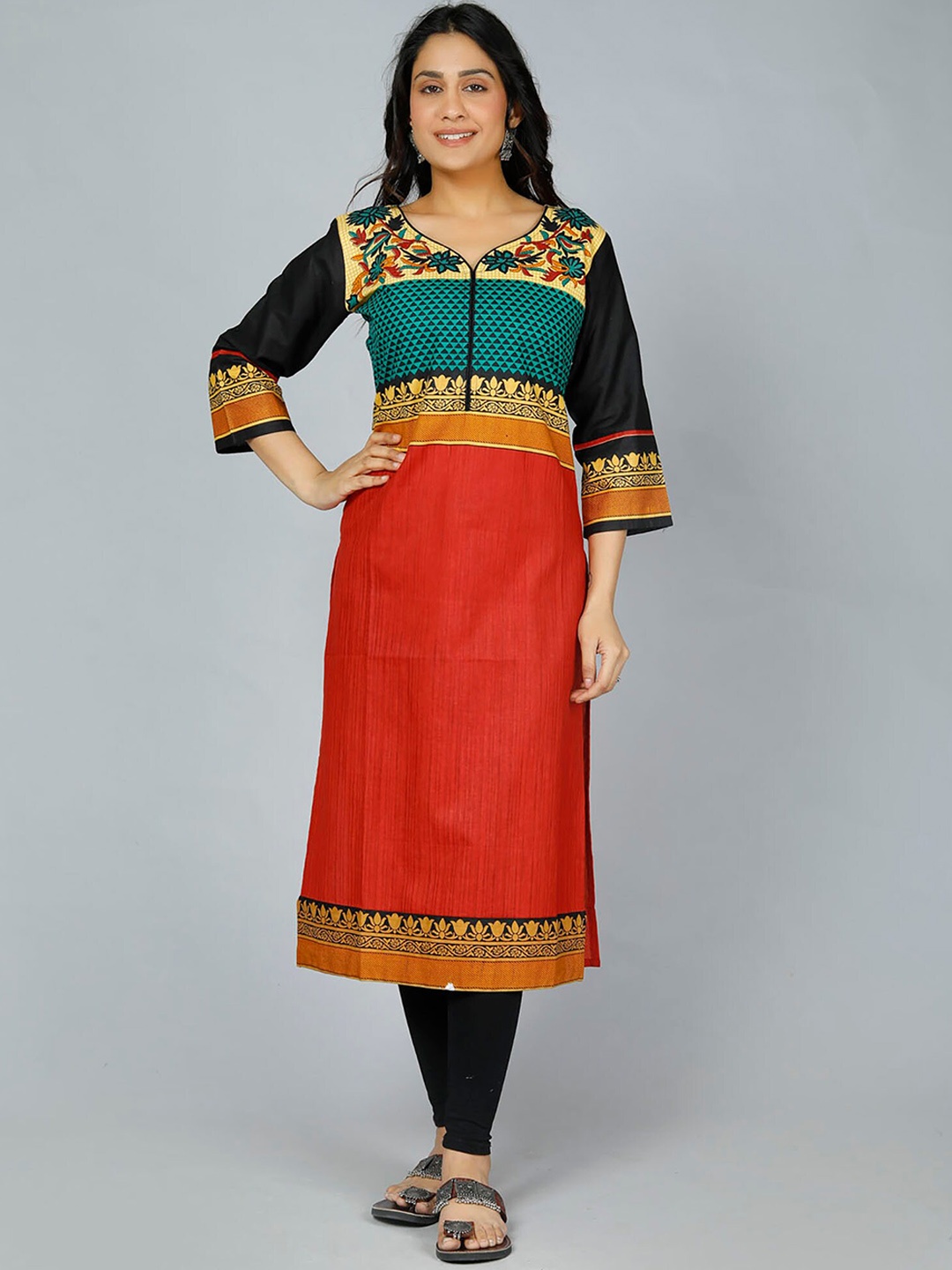 

Jevi Prints Ethnic Motif Printed V Neck Pure Cotton Kurta, Red