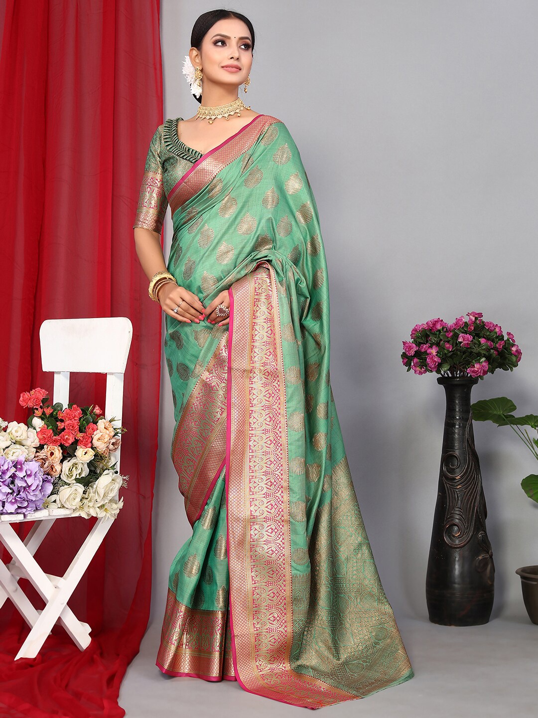 

Satrani Ethnic Motifs Woven Design Zari Banarasi Saree, Turquoise blue