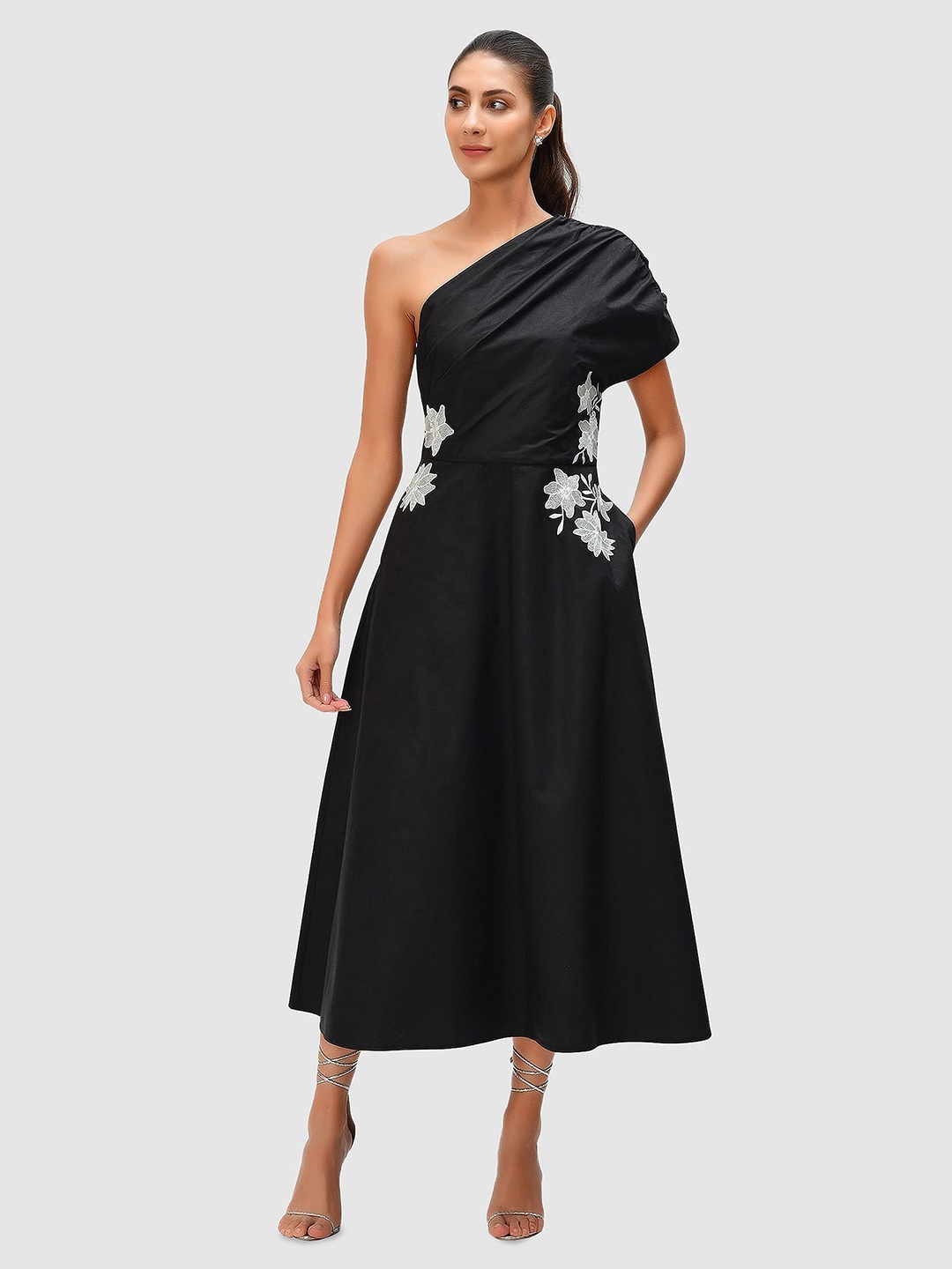 

Zapelle One Shoulder Floral Embroidery Ruched A-Line Cotton Midi Dress, Black