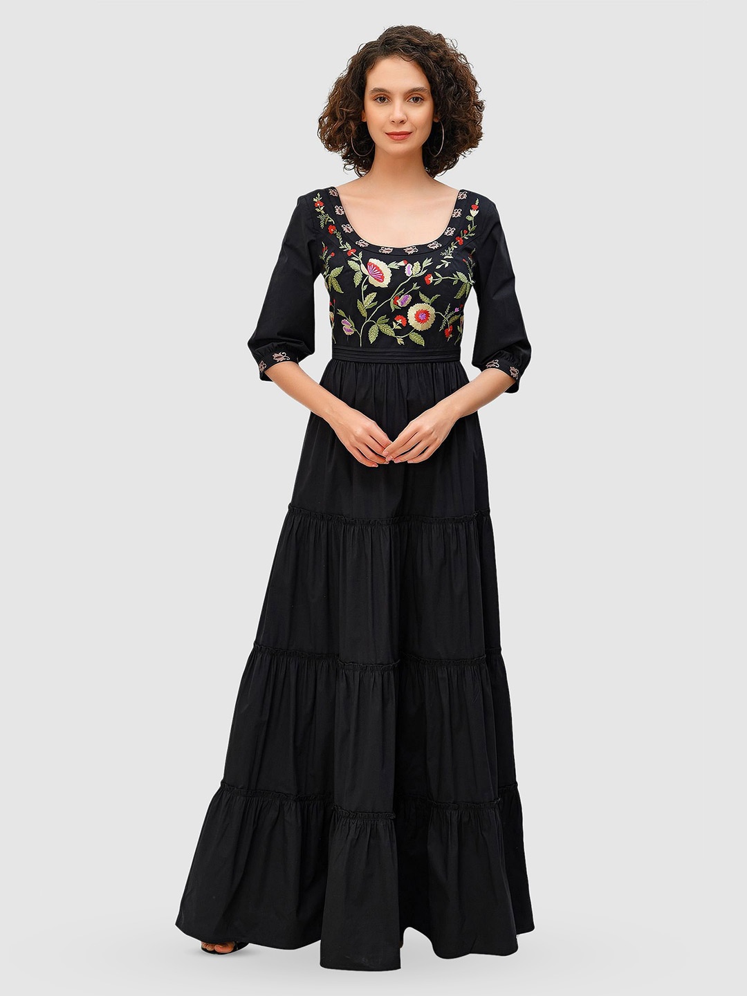 

Zapelle Black Maxi Dress