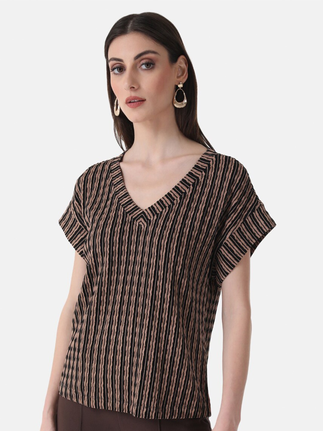 

Kazo Vertical Striped V-Neck Extended Sleeves Top, Brown