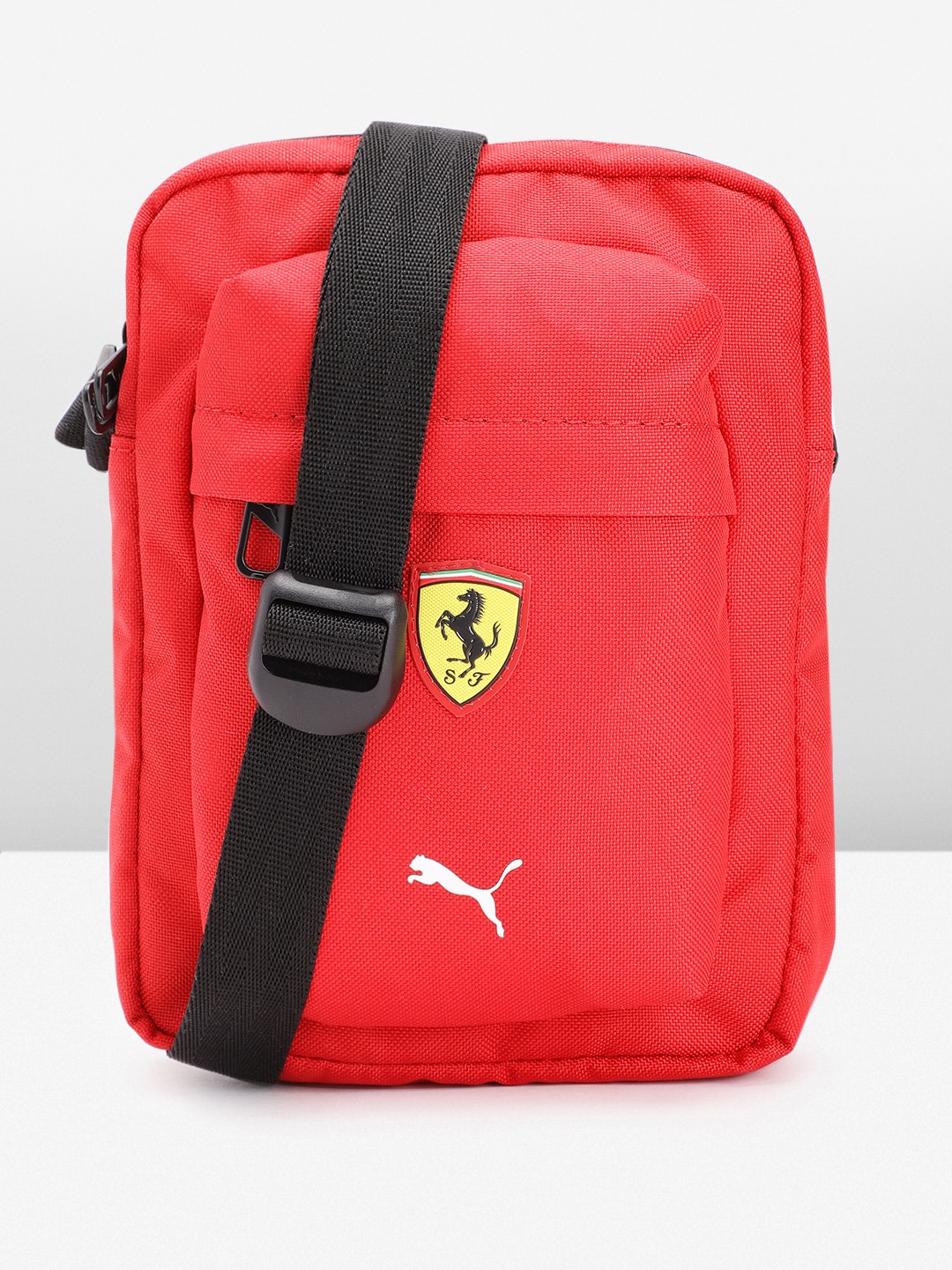 

PUMA Motorsport Unisex Ferrari SPTWR Race Messenger Bag, Red