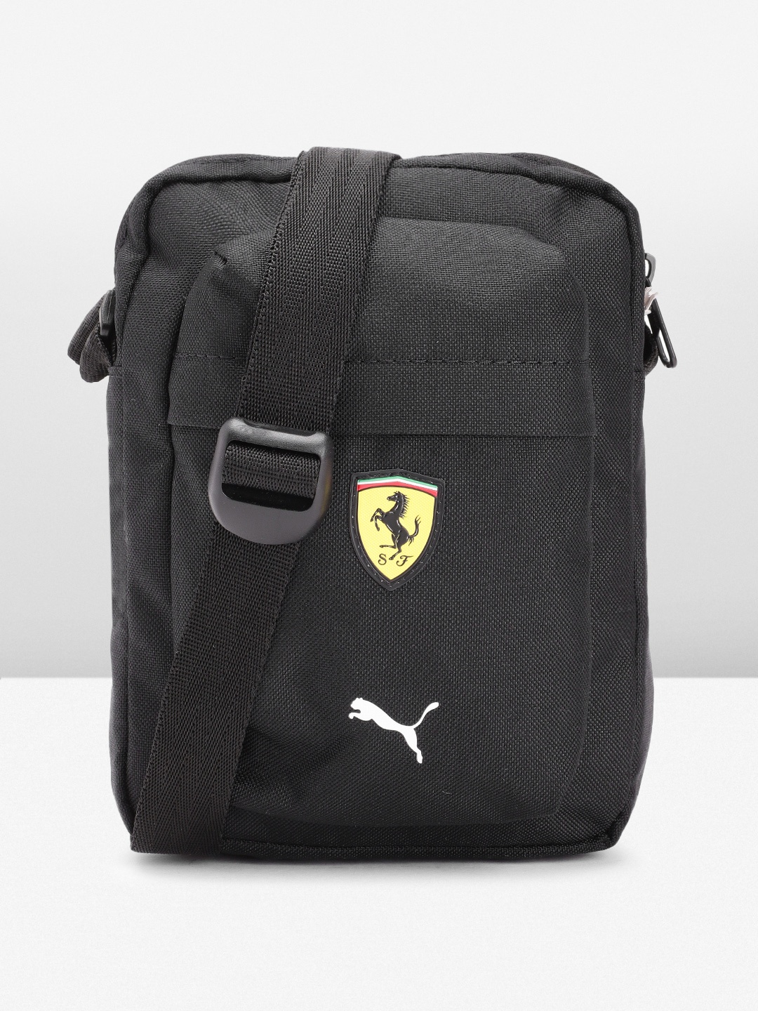 

PUMA Motorsport Unisex Ferrari SPTWR Race Messenger Bag, Black
