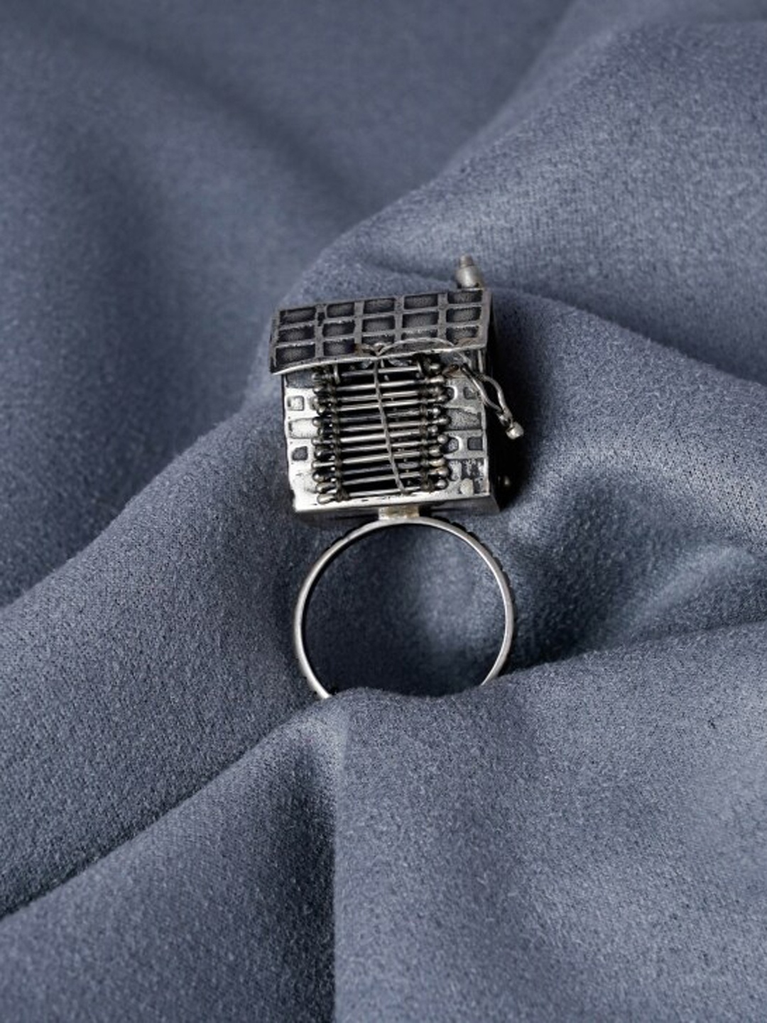 

Shyle 925 Sterling Silver Adjustable Finger Ring