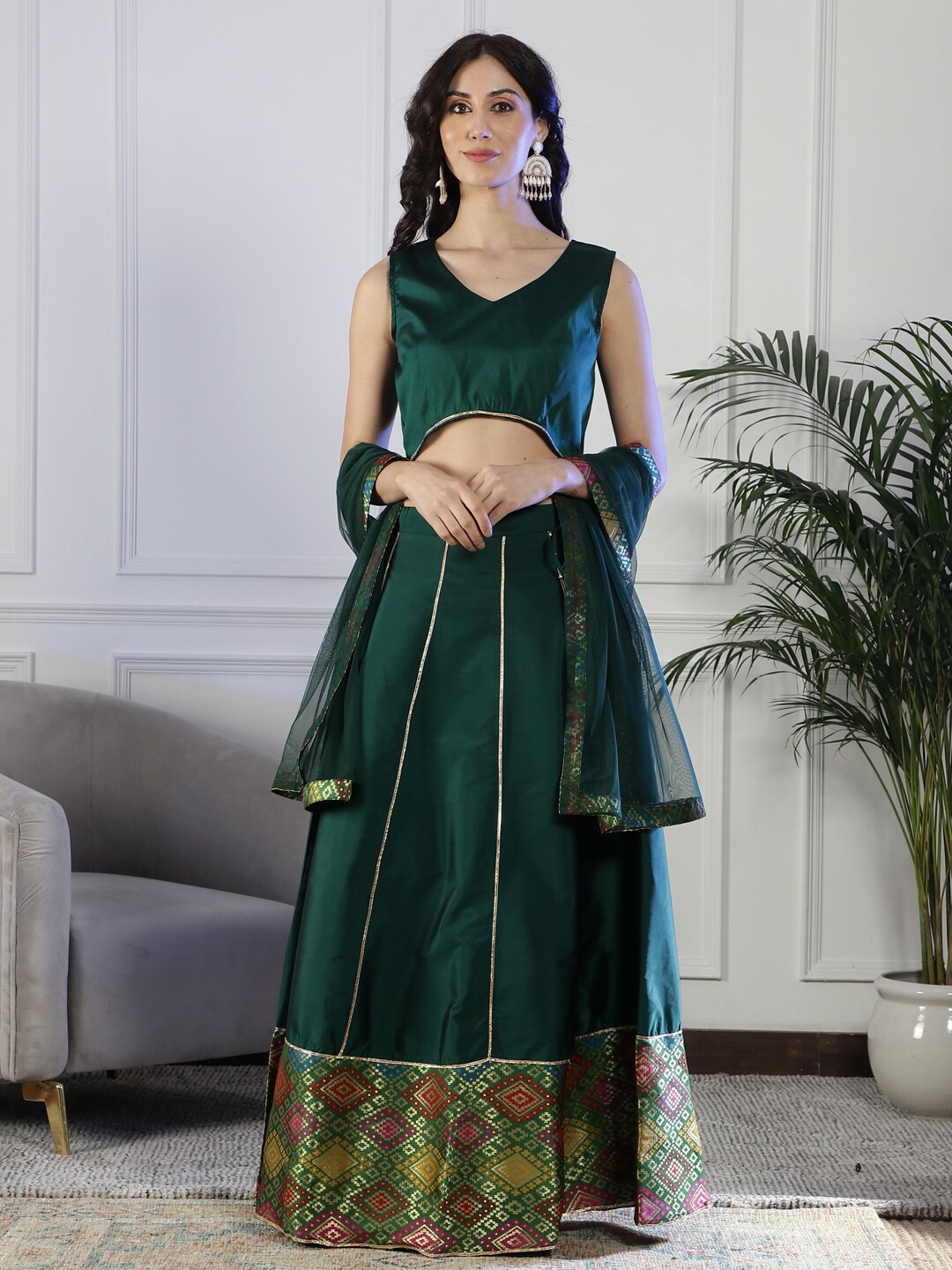 

NEUDIS Embellished V-Neck Ready to Wear Lehenga & Blouse With Dupatta, Green