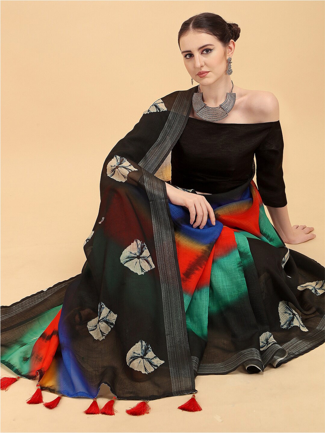 

Sangria Bandhani Printed Pure Linen Saree, Black