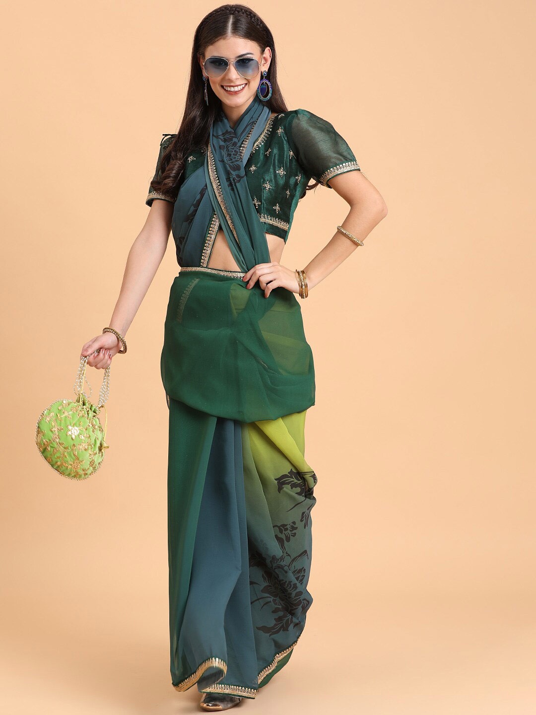 

Sangria Abstract Printed Pure Georgette Saree, Olive