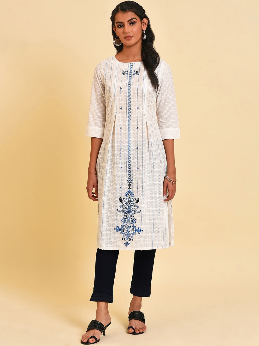 

W Ethnic Motif Embroidered A-Line Pure Cotton Kurta, White