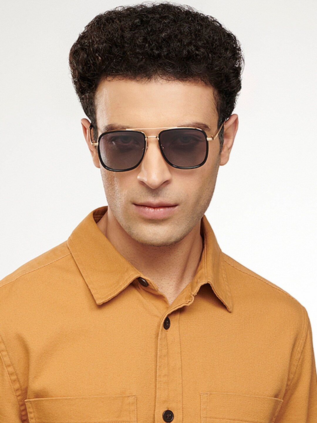 

Vincent Chase Lens & Square Sunglasses with Polarised and UV Protected Lens 204232, Grey