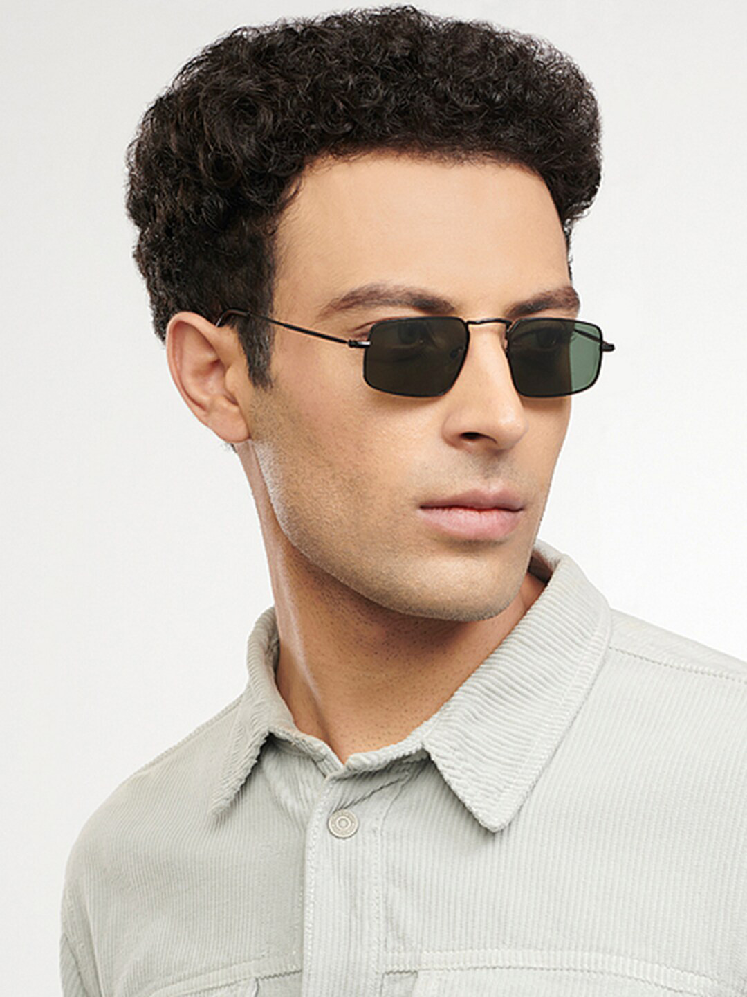 

Vincent Chase Lens & Rectangle Sunglasses with Polarised and UV Protected Lens 204207, Green