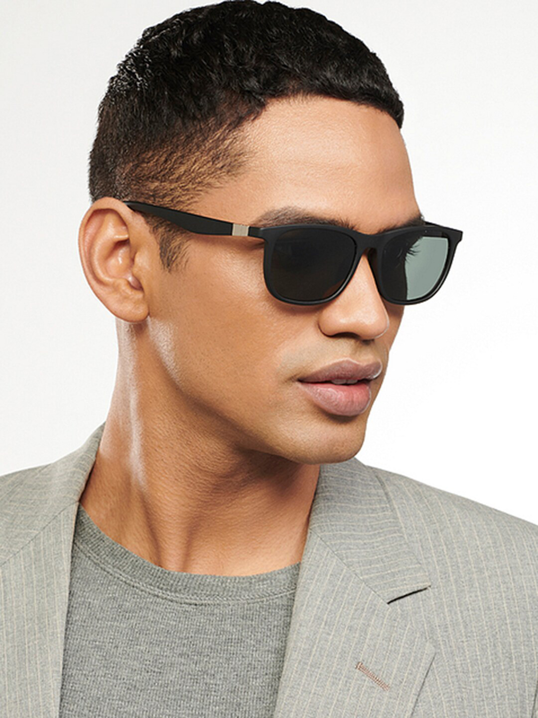 

Vincent Chase Lens & Wayfarer Sunglasses with Polarised and UV Protected Lens 204841, Green