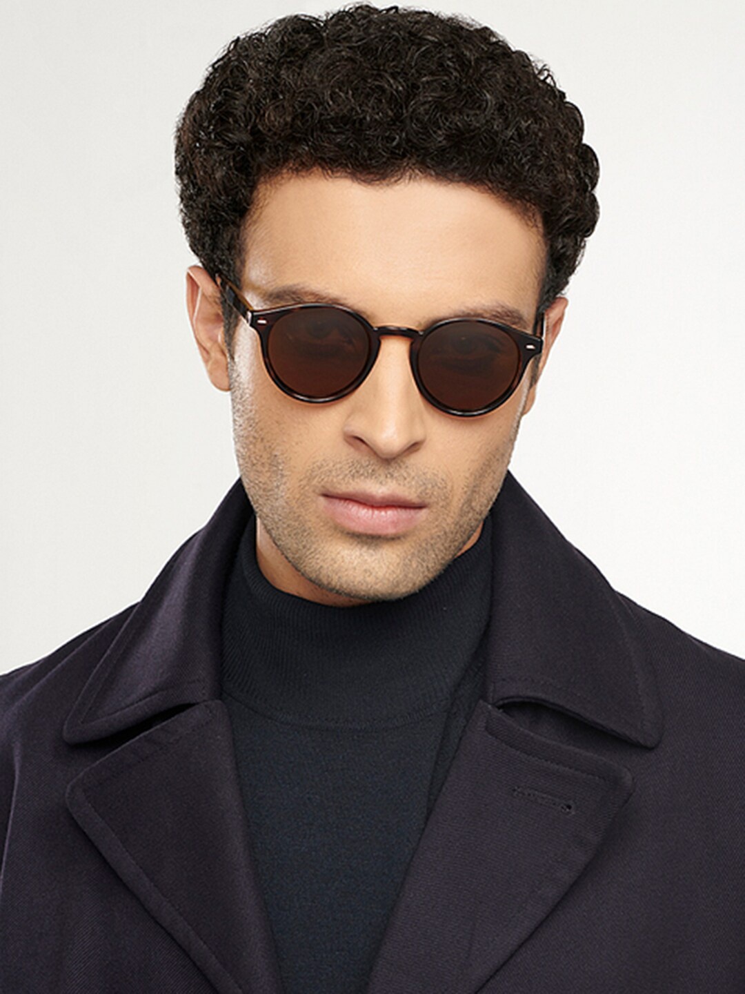 

Vincent Chase Lens & Round Sunglasses with Polarised and UV Protected Lens 204827, Brown