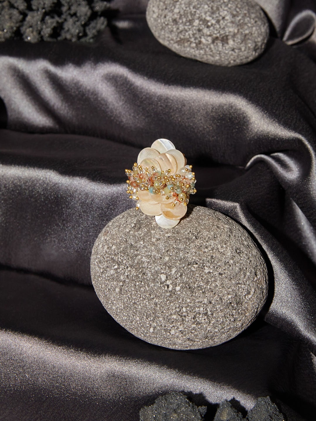 

D'oro Gold-Plated Beads-Studded Finger Ring