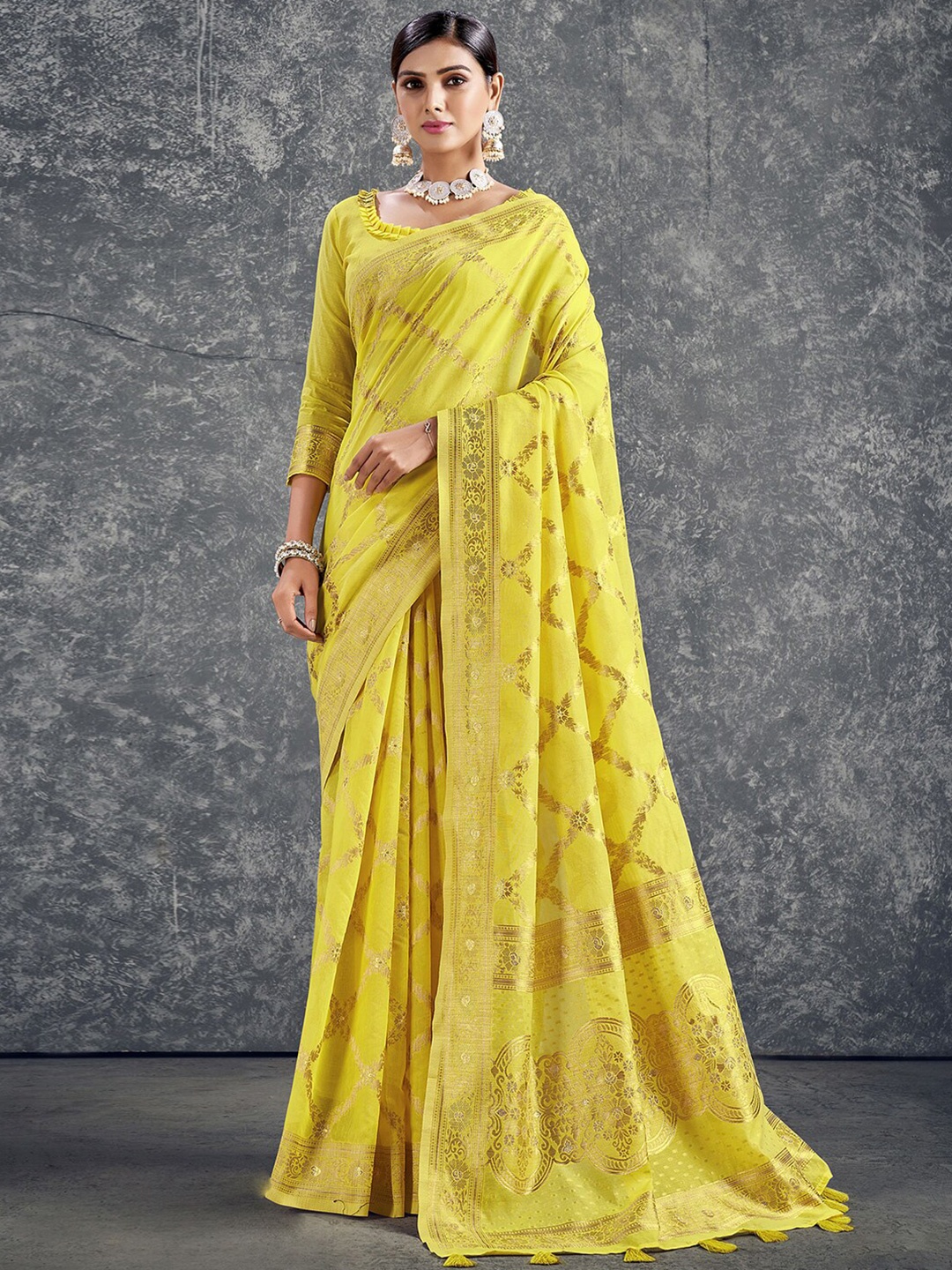 

Satrani Floral Woven Design Zari Silk Cotton Saree, Yellow
