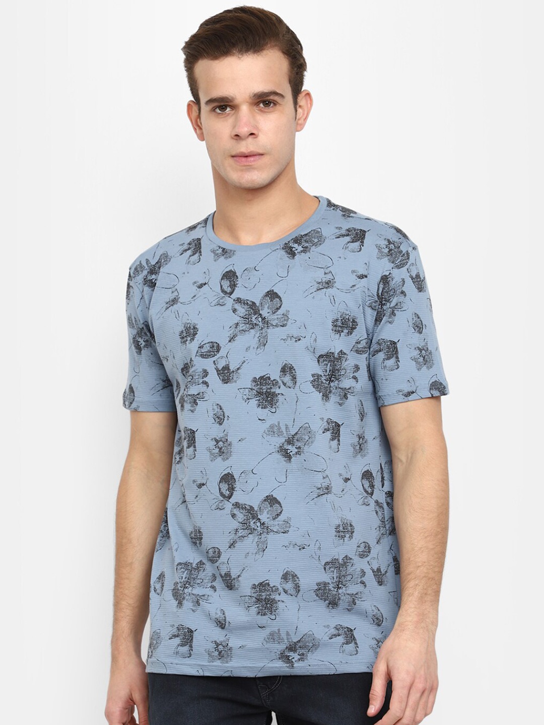 

V-Mart Floral Printed Cotton Slim Fit T-shirt, Blue