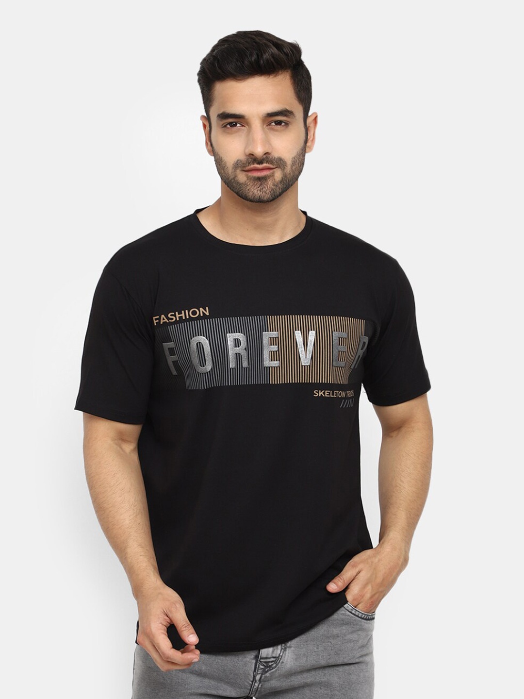 

V-Mart Typography Printed Cotton T-shirt, Black