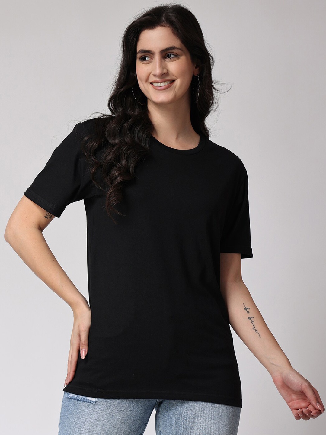 

The Label Bar Round Neck Cotton T-shirt, Black