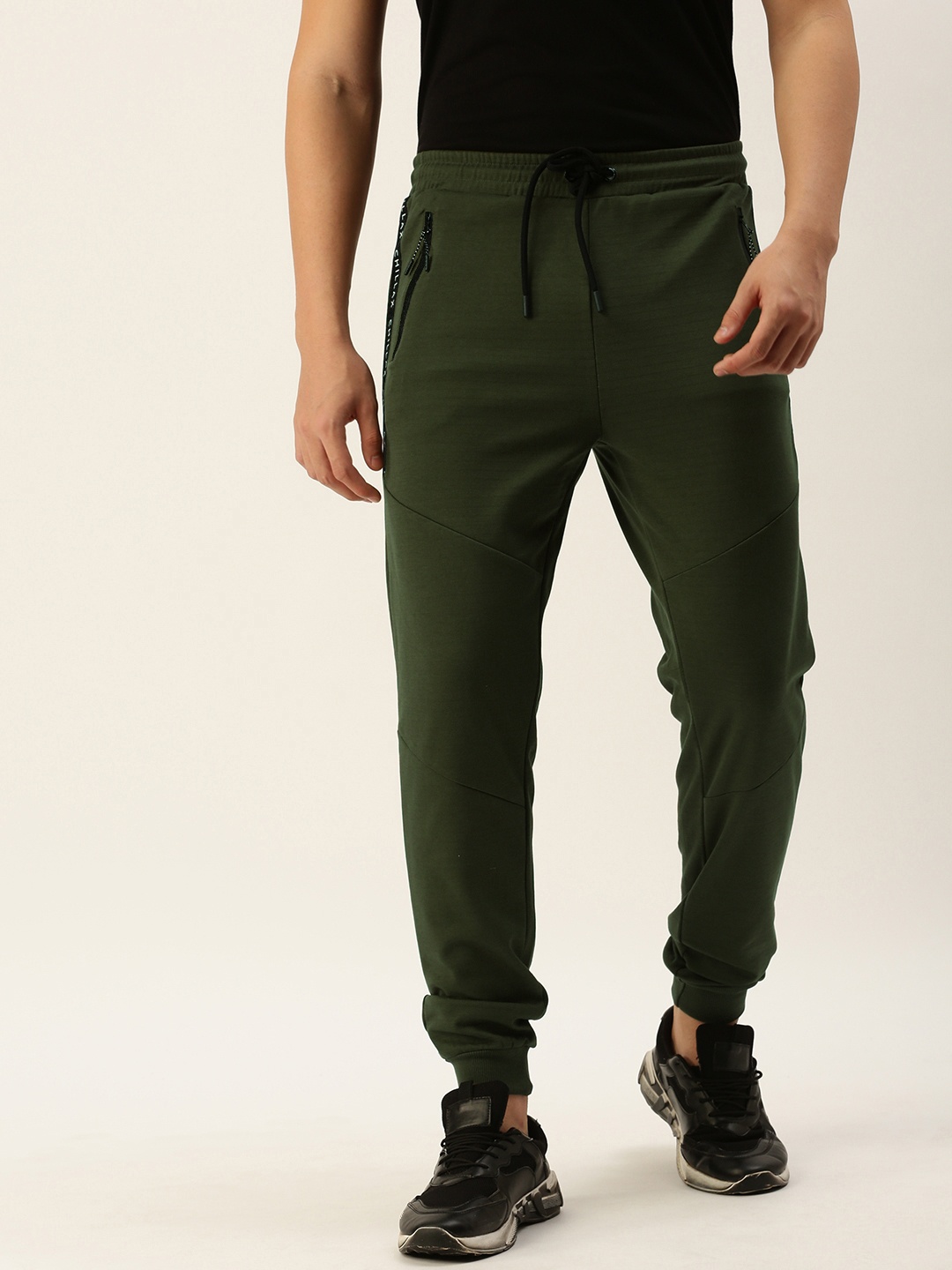 

Bene Kleed Men Solid Regular Fit Joggers, Olive