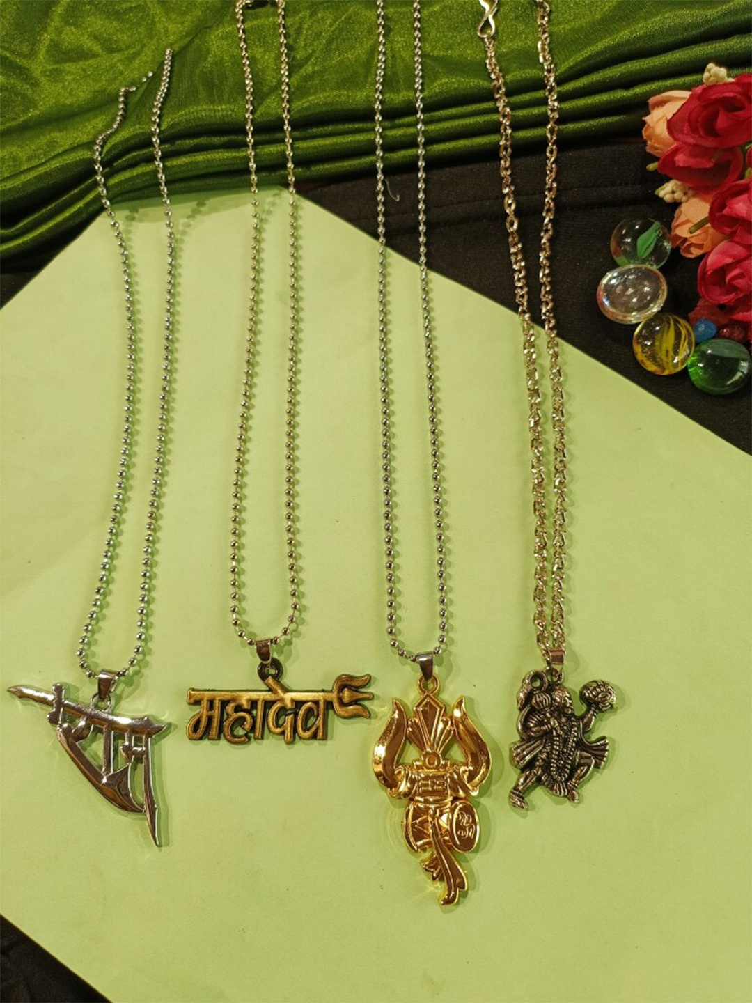 

FEMMIBELLA Men Set of 4 Silver-Plated Pendant with Chain