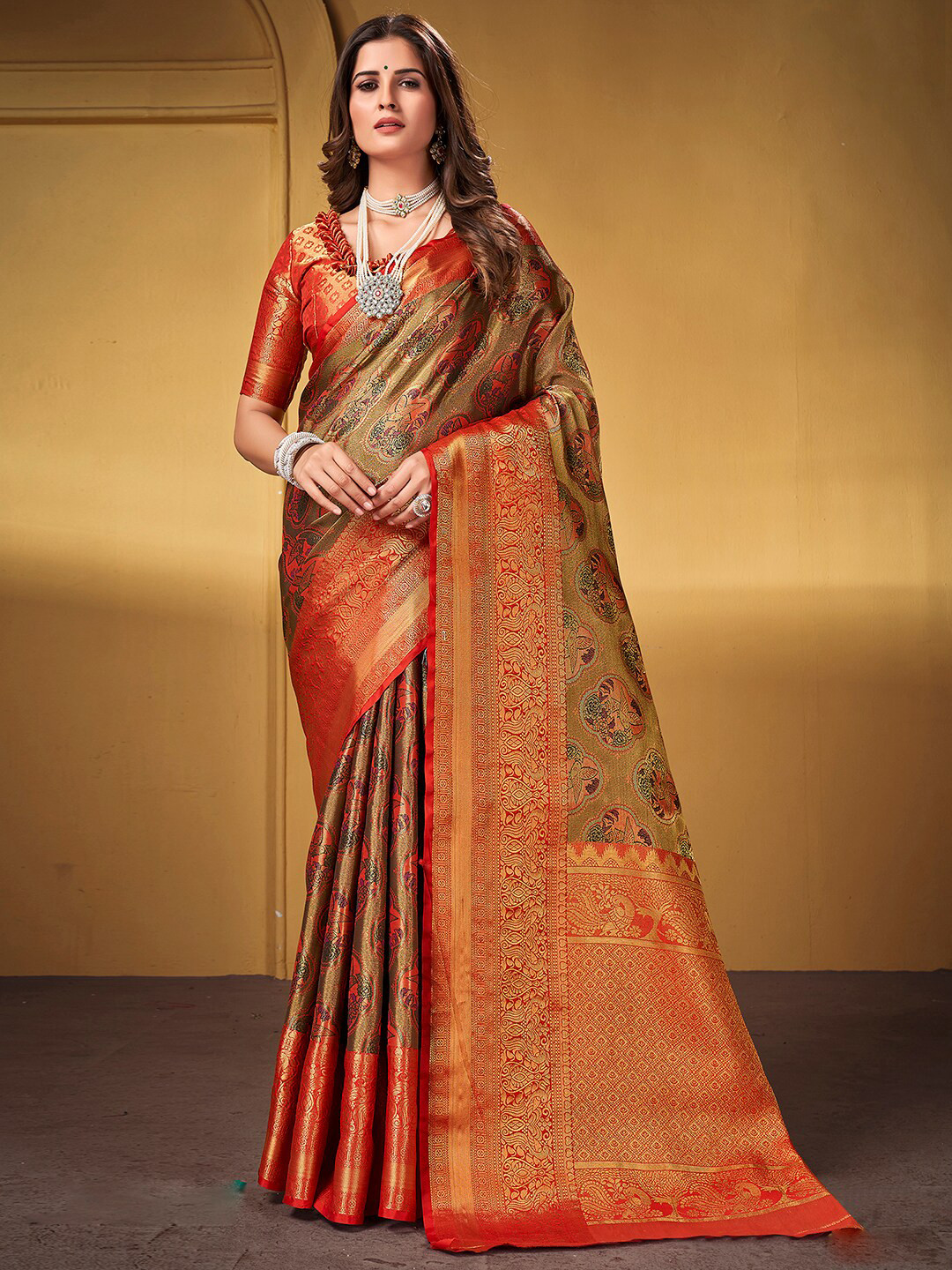 

Satrani Ethnic Motif Woven Design Zari Saree, Grey