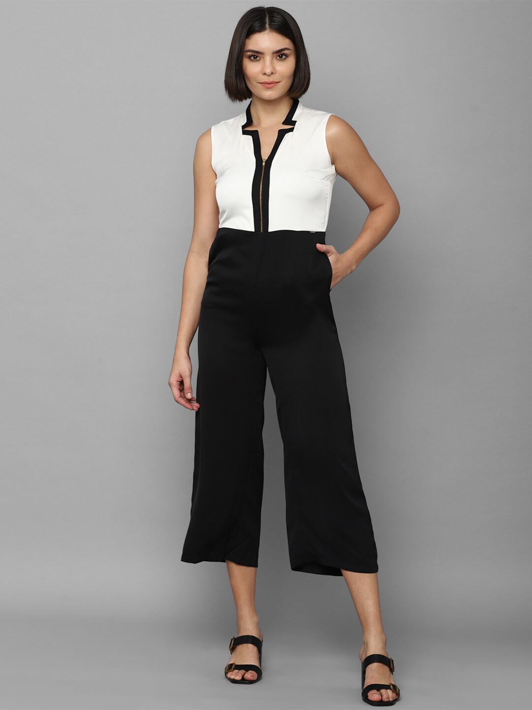 

Allen Solly Woman Sleeveless Culotte Jumpsuit, Black