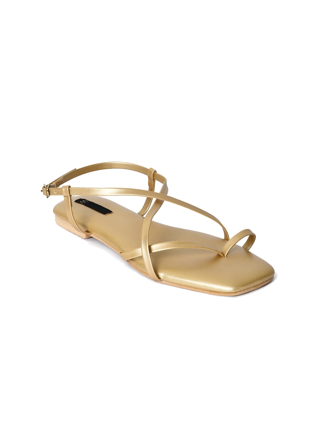 

W Strappy One Toe Flats, Gold