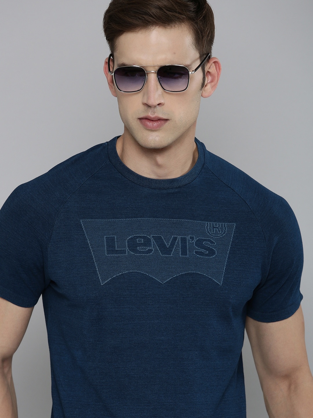 Levis Men Brand Logo Printed T-shirt, Navy blue