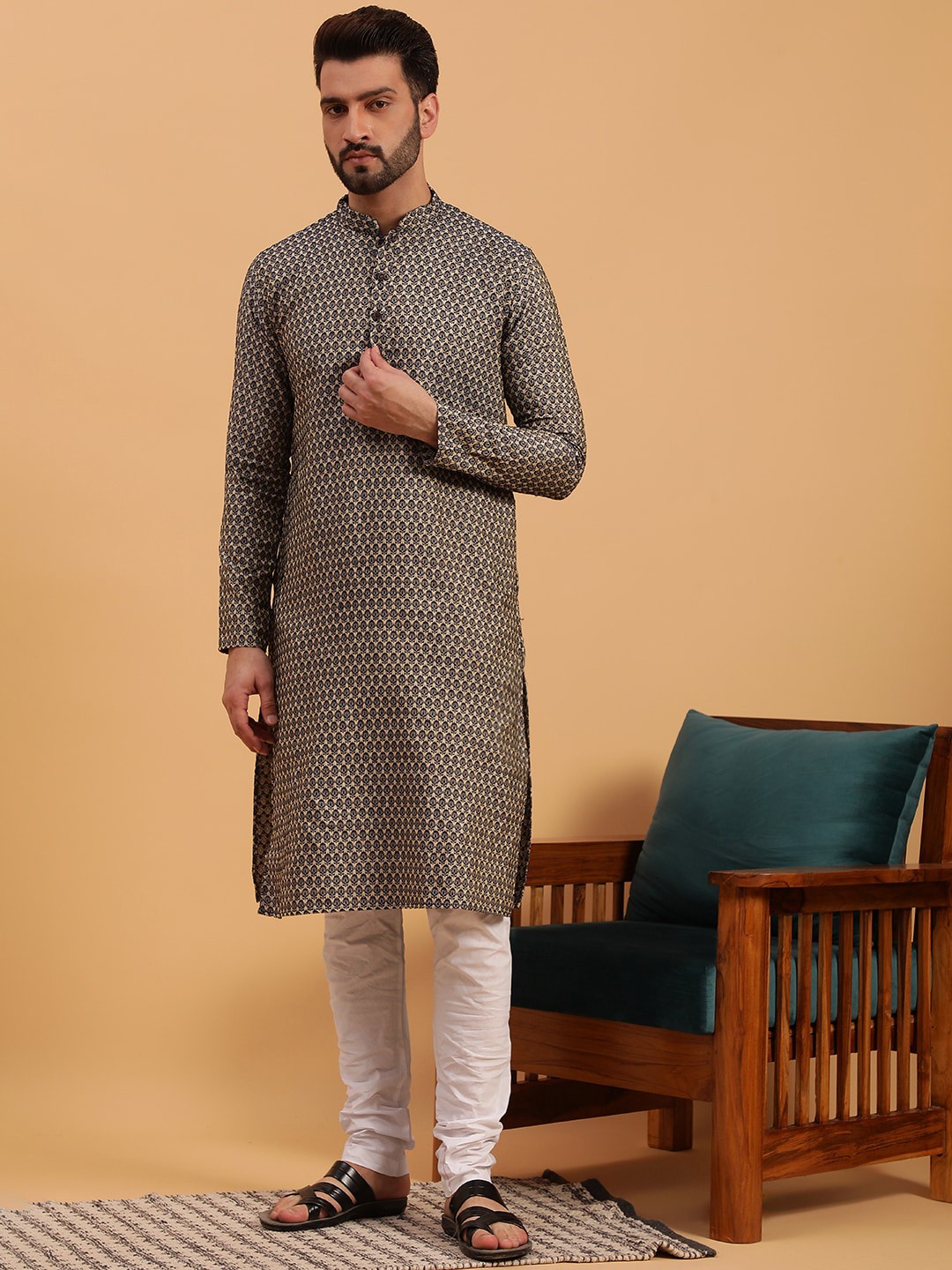 

NAMASKAR Ethnic Motif Woven Design Mandarin Collar Pure Cotton Kurta, Navy blue