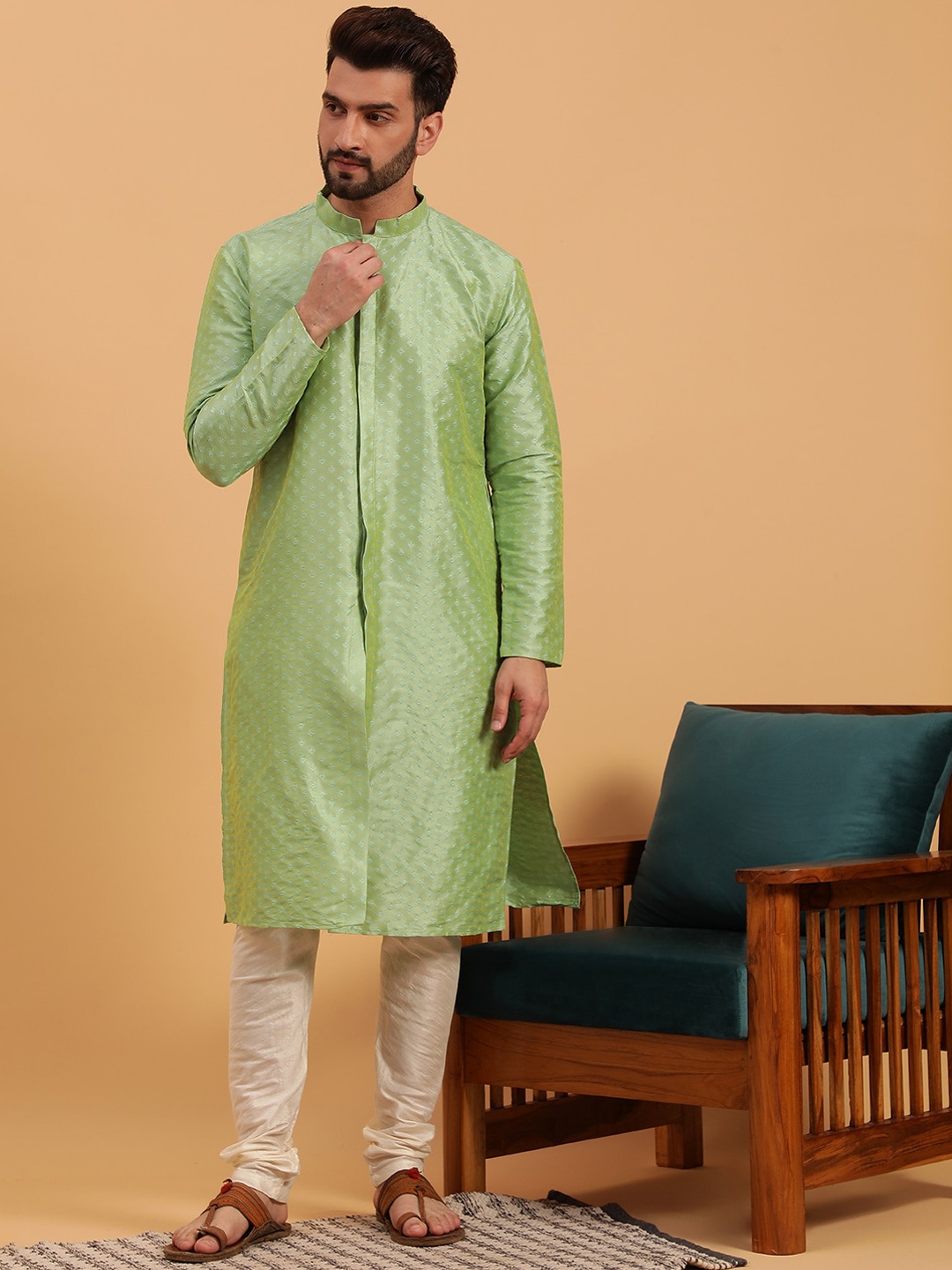 

NAMASKAR Ethnic Motifs Woven Design Mandarin Collar Silk Kurta, Sea green