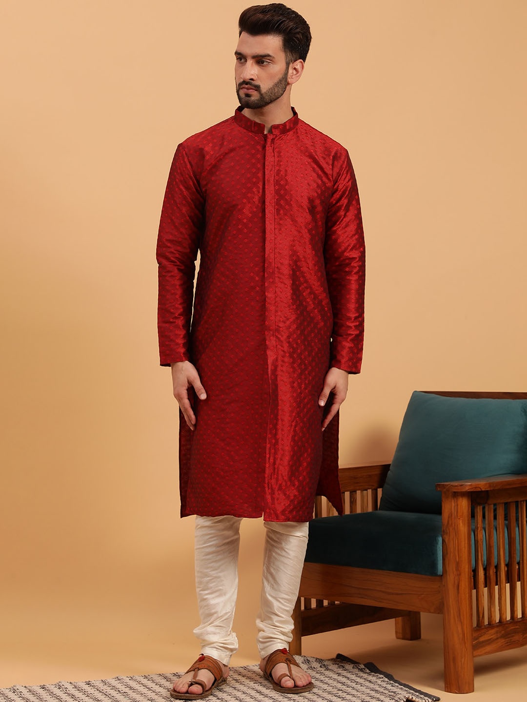 

NAMASKAR Ethnic Motifs Woven Design Silk Straight Kurta, Maroon